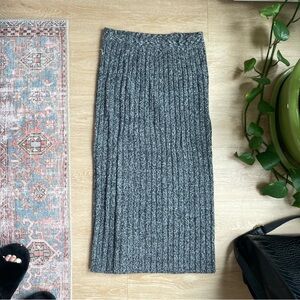 Black and grey knit Zara maxi skirt